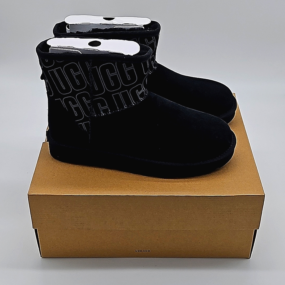 UGG Classic Mini Blk W9